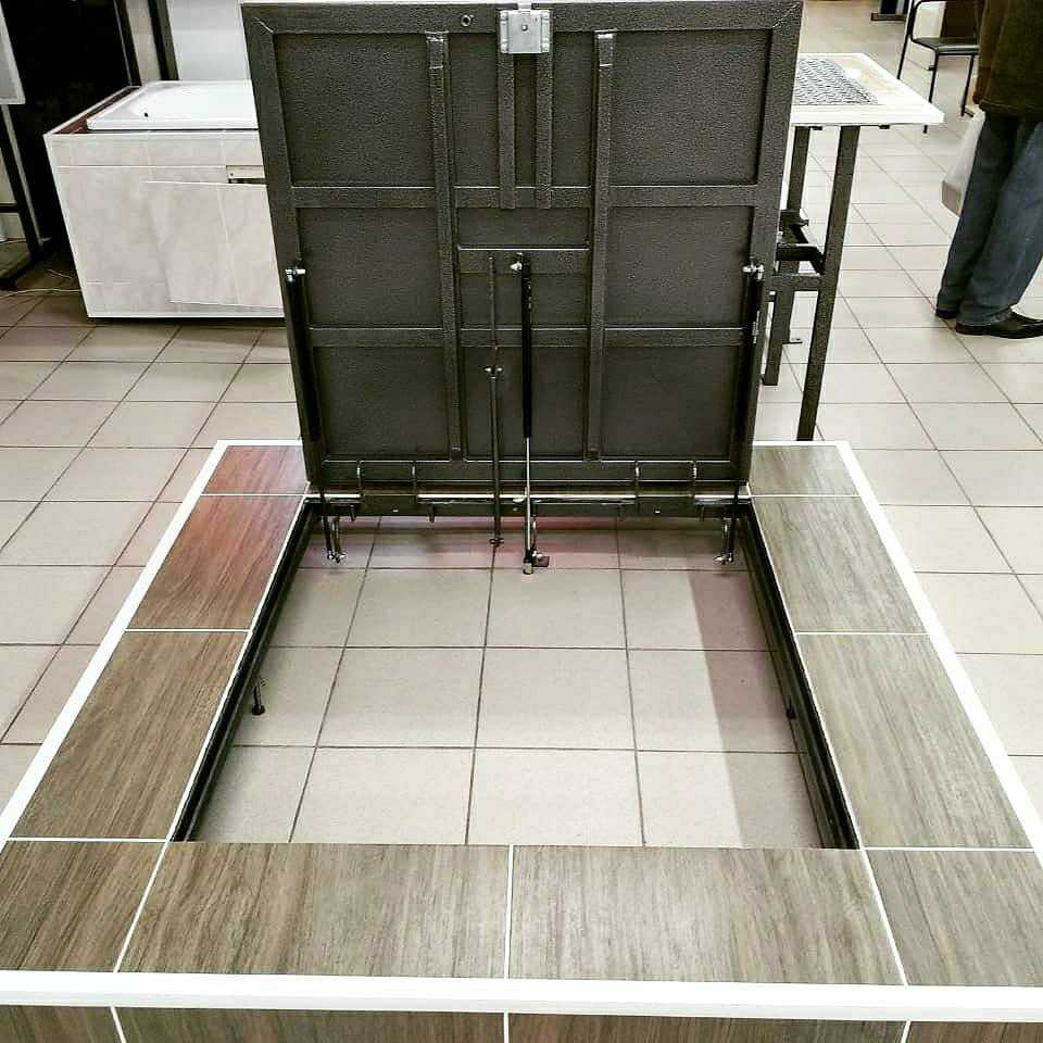 люк в подвал с амортизаторами