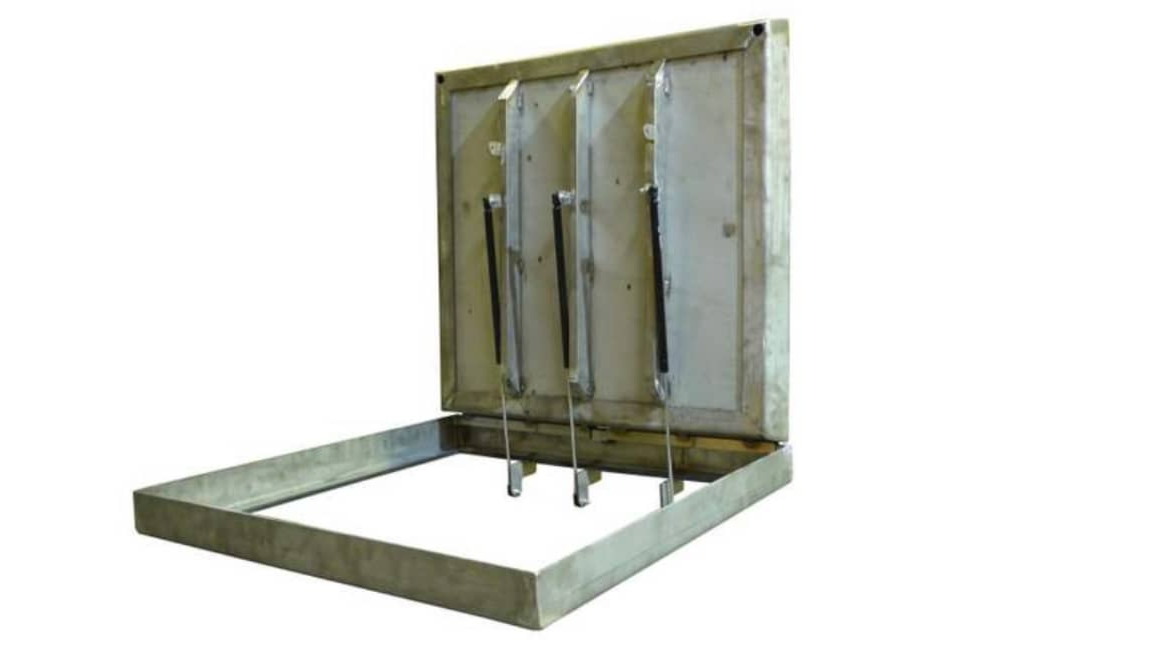 Уличный люк под брусчатку нержавейка 900х900